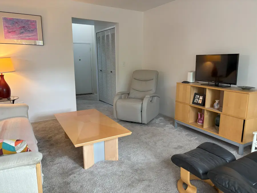 2114 Hyde Park Drive, Detroit, MI 48207 - Image #2