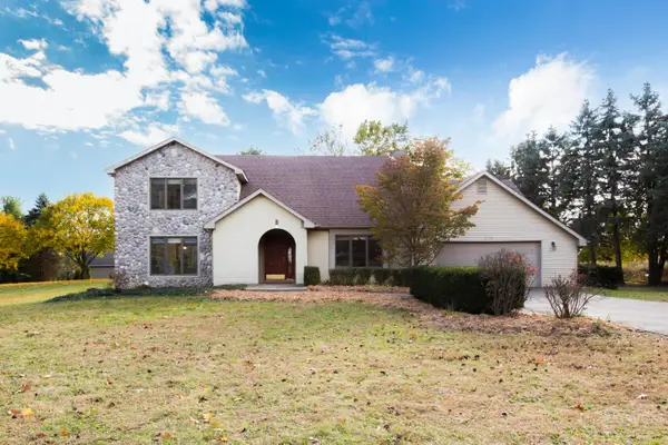 3301 Textile Rd Road, Saline, MI 48176