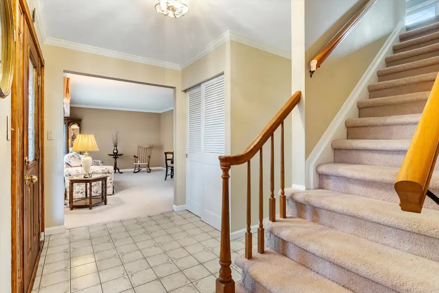 8670 Tamarack Drive, Shelby Charter Township, MI 48317 - Image #2