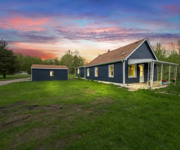 24108 Martinsville Road, Belleville, MI 48111