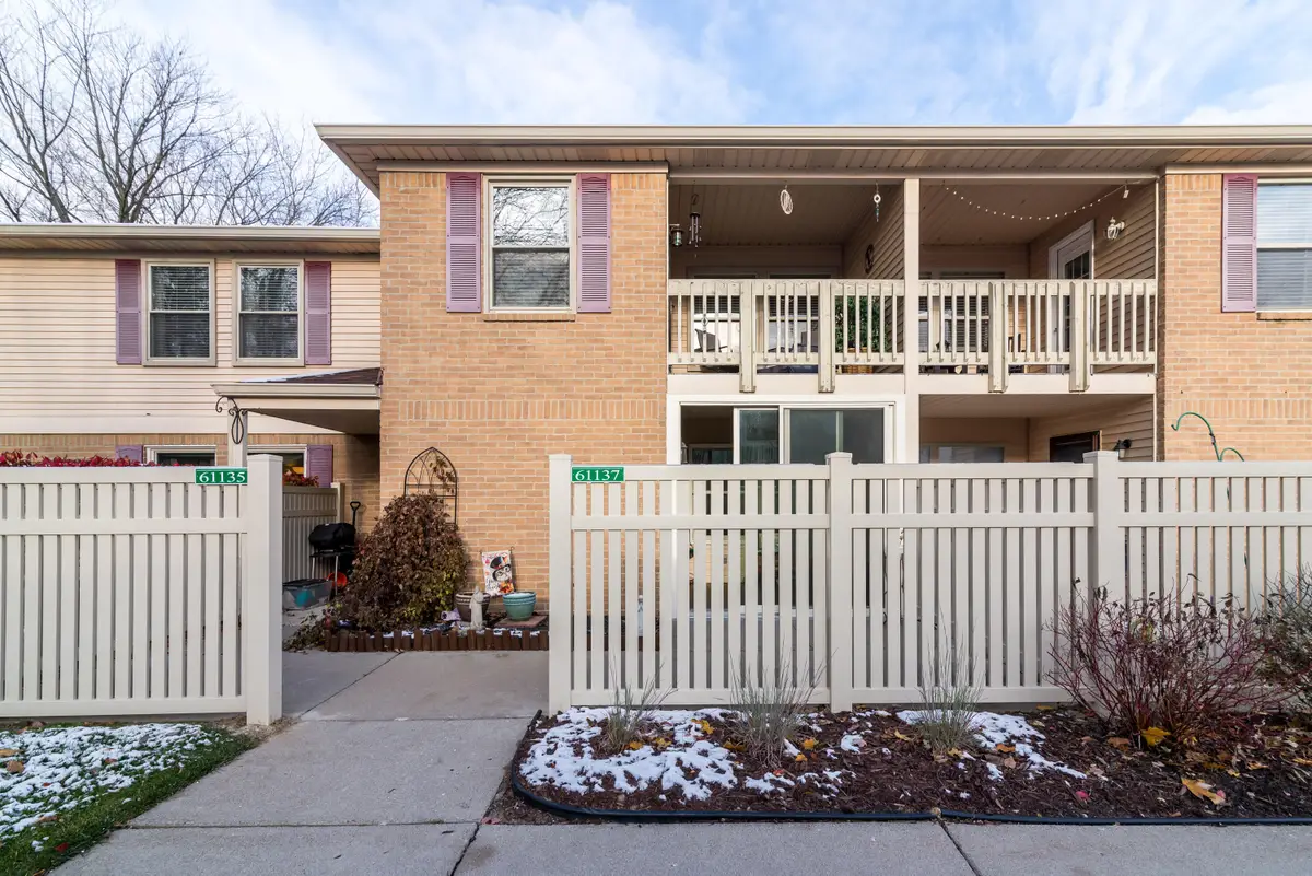 61137 Greenwood Drive, South Lyon, MI 48178 - Image #1