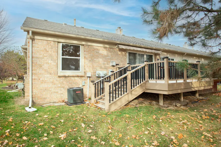 34262 Birchway Circle, Sterling Heights, MI 48312 - Image #2