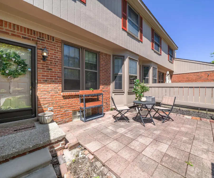 7288 Danbrooke Court, West Bloomfield, MI 48322 - Image #2