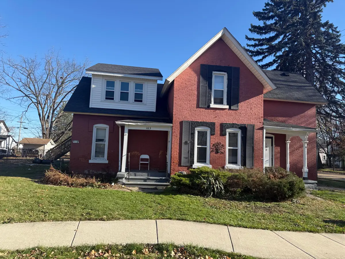 158 Robertson Street, Mount Clemens, MI 48043 - #1