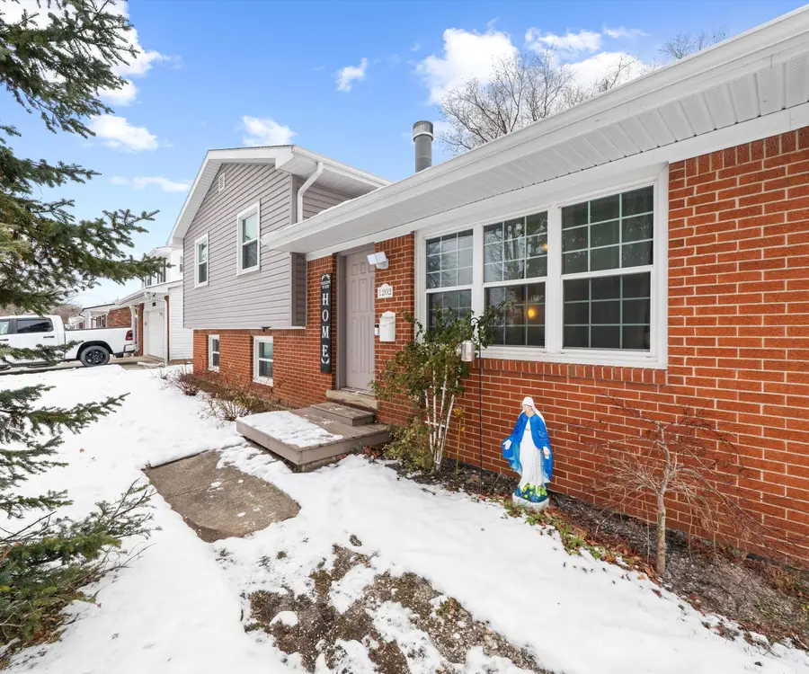 1202 Mccormick Drive, Monroe, MI 48162 - Image #2