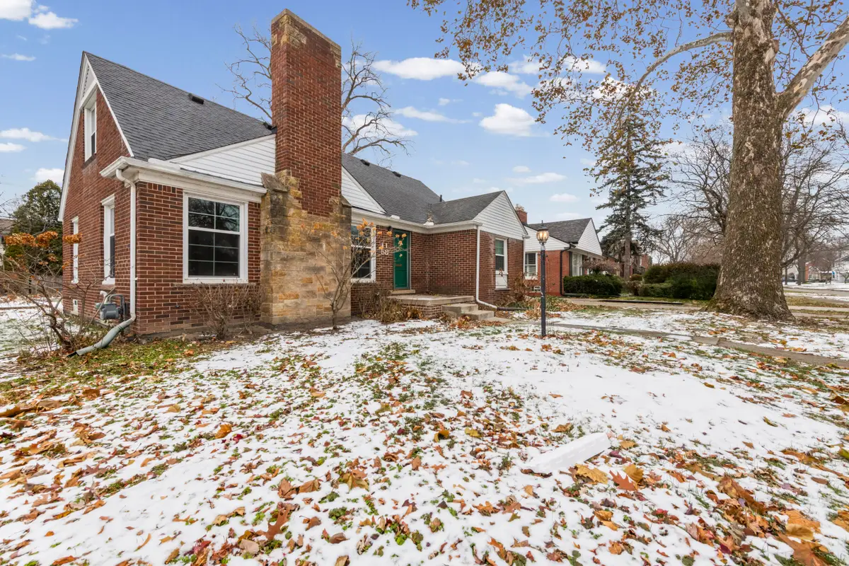 1158 Hawthorne Road, Grosse Pointe Woods, MI 48236 - Image #1