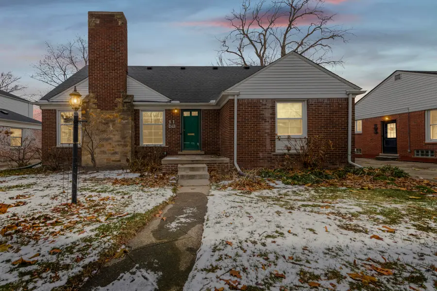 1158 Hawthorne Road, Grosse Pointe Woods, MI 48236 - Image #2