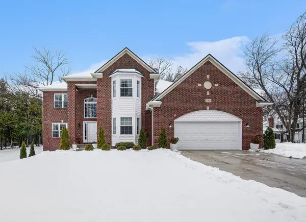 1360 Fairlane Drive, AnnArbor, MI 48104