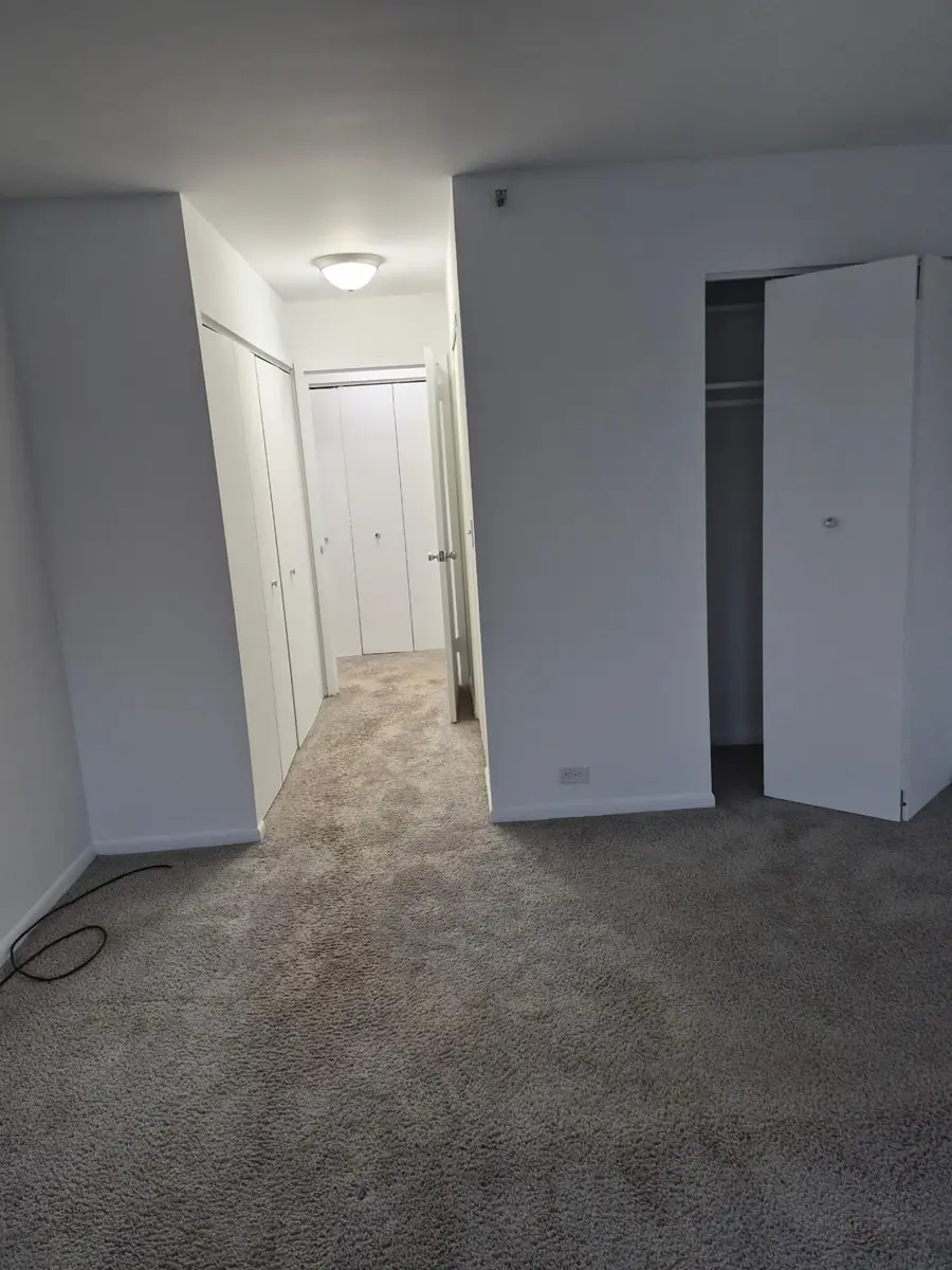 5000 S CIVIC Center Drive W Unit: Ste #1302 Modifier: CONDO, Southfield, MI 48075 - Image #3