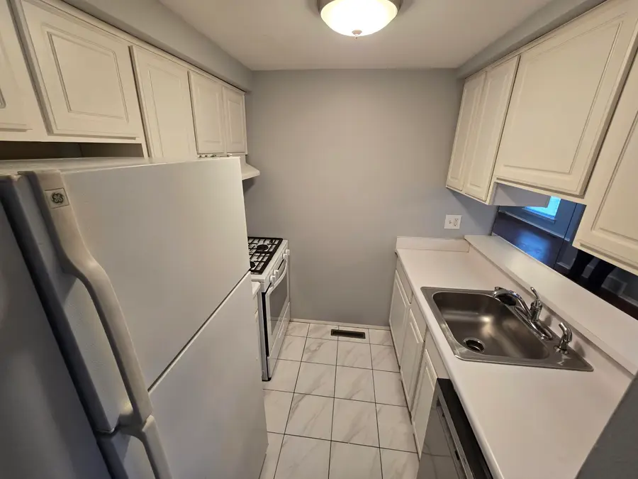 35161 Terrybrook Drive, Sterling Heights, MI 48312 - Image #3