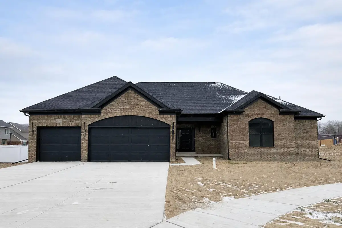 26069 Pennington Court, Brownstown, MI 48134 - Image #1