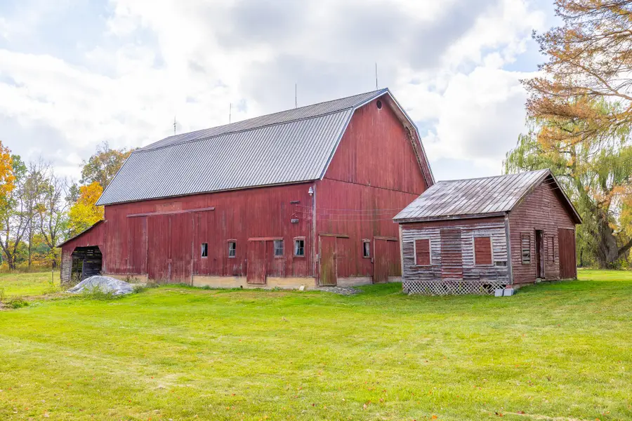 4420 Bull Run Road, Gregory, MI 48137 - Image #3
