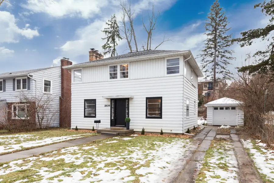 1809 E Stadium Boulevard, Ann Arbor, MI 48104 - Image #3