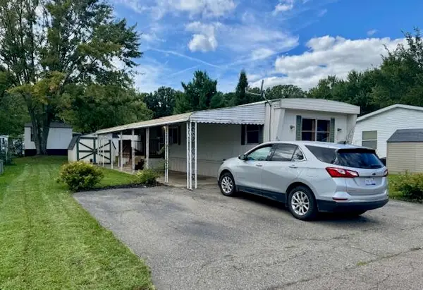 210 Sugarbush Lane, Unknown, MI 48111