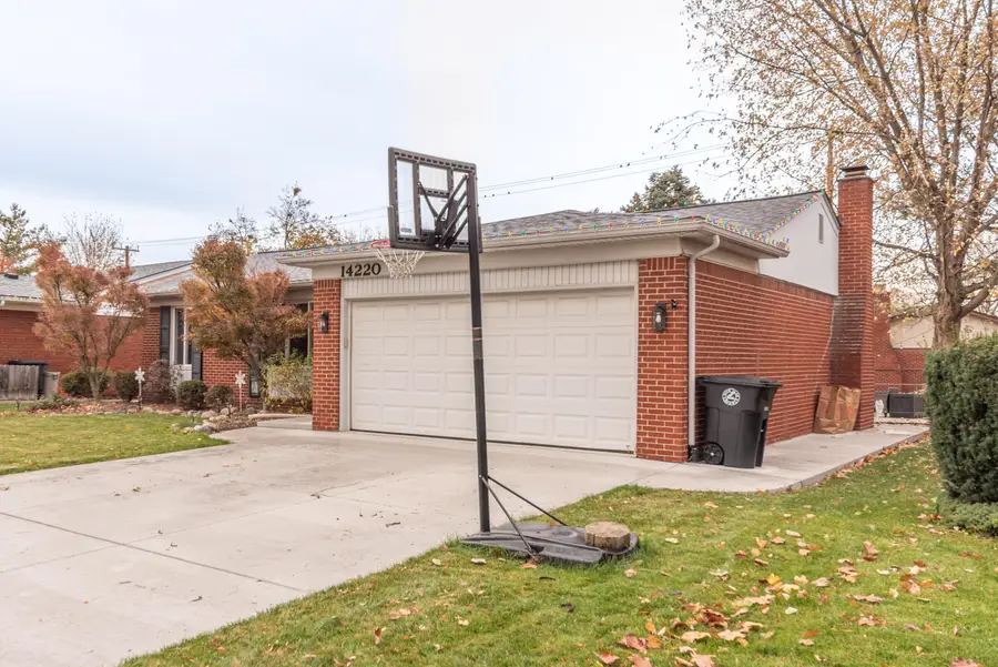 14220 Knolson Street, Livonia, MI 48154 - Image #3