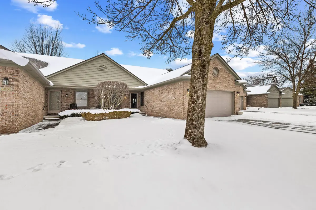 4453 Thornwood Court, Warren, MI 48092 - Image #1