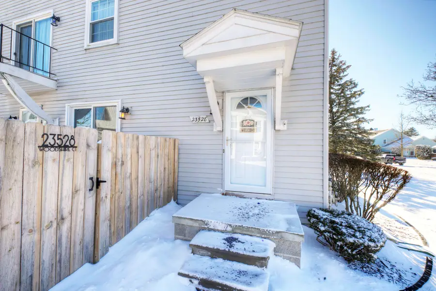 23528 Woodshire Court, Novi, MI 48375 - Image #3