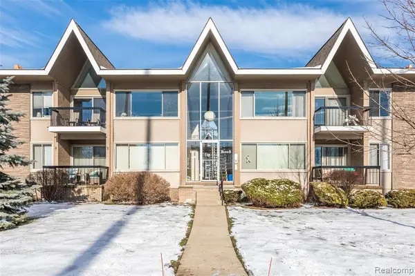 1997 Klingensmith Road Unit: 55, BloomfieldHills, MI 48302