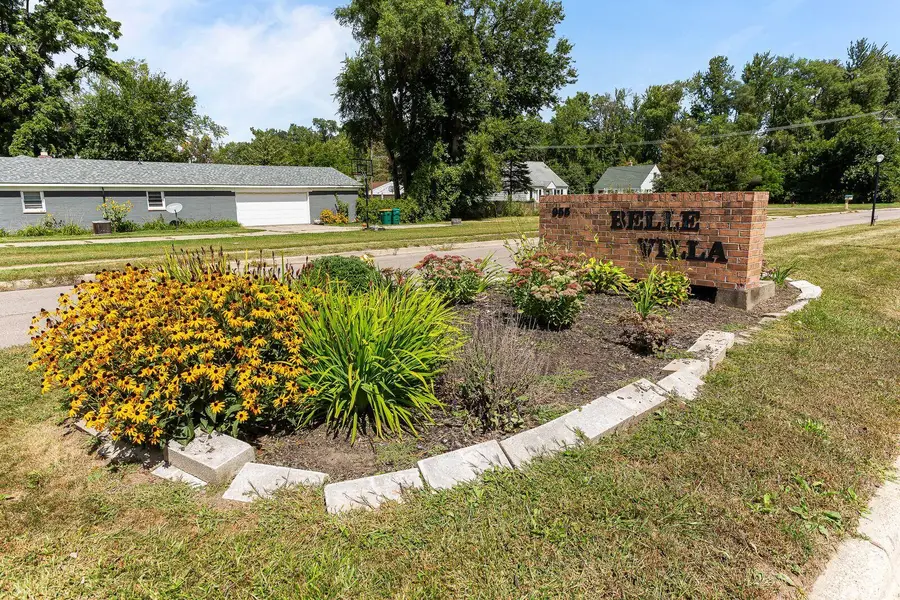 207 Astor Boulevard Unit: 18, Belleville, MI 48111 - Image #2