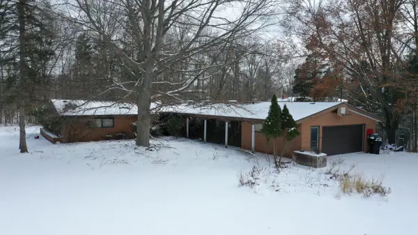 22900 Thorncliffe Street, Southfield, MI 48033