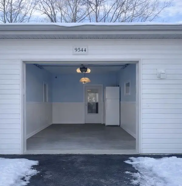 9544 Woodside Circle, GrandBlanc, MI 48439