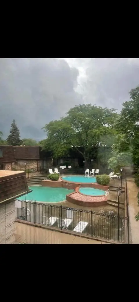 5065 Crooks Unit: 49, Royal Oak, MI 48073 - #2