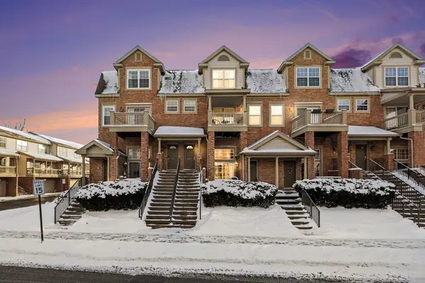 2856 Barclay Way, AnnArbor, MI 48105