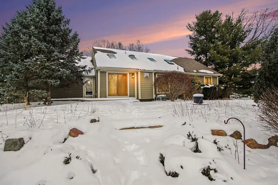 1335 N Silo Ridge Drive, Pittsfield, MI 48108 - Image #2