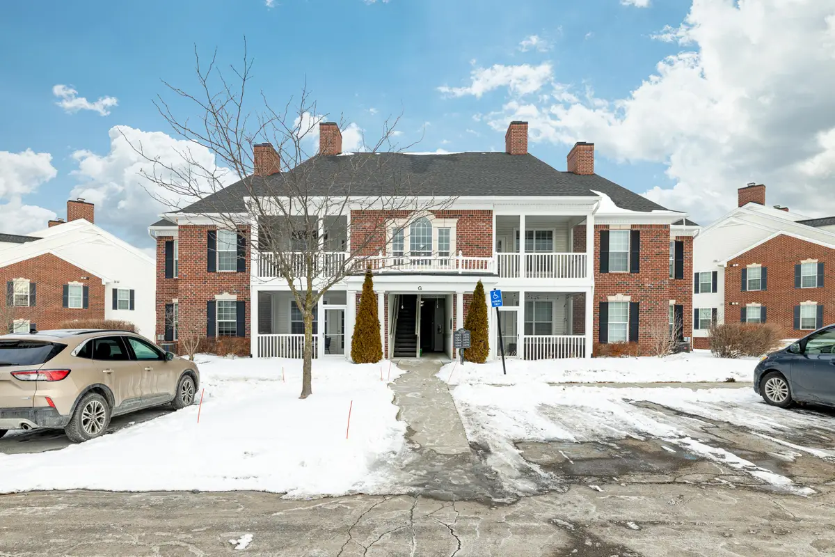 1062 W Summerfield Glen Circle Building: G Unit: 70, Scio, MI 48103 - #1