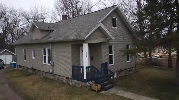 1013 Maple Avenue, Jackson, MI 49203