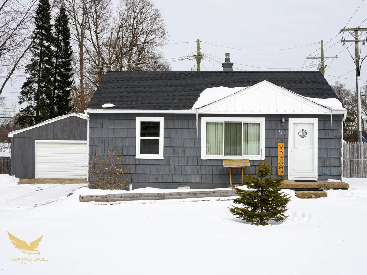 5410 Vincent Avenue, Waterford, MI 48327 - #1