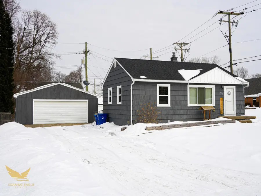 5410 Vincent Avenue, Waterford, MI 48327 - #3