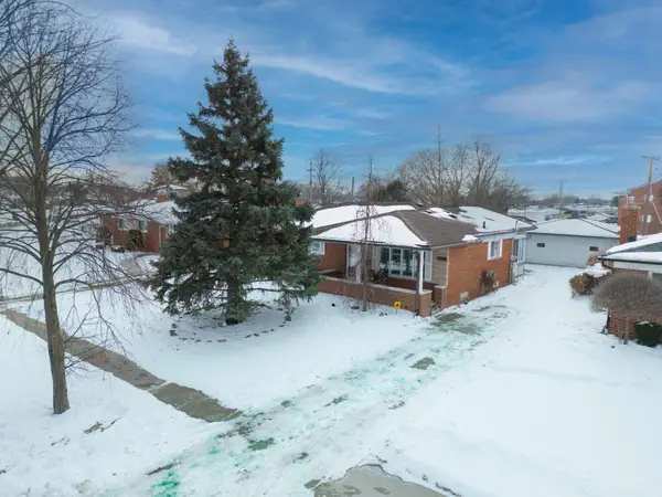 34617 Greentrees Road, SterlingHeights, MI 48312