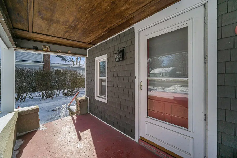 629 N Main Street, Chelsea, MI 48118 - #3