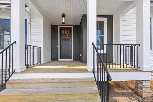 21445 N Dixboro Road, SouthLyon, MI 48178