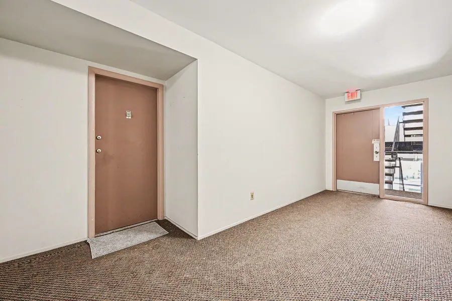 1215 S Maple Road Unit: 202, Ann Arbor, MI 48103 - #3