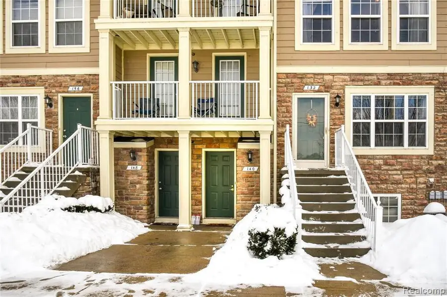 140 Saber Way Unit: 7, Lake Orion, MI 48362 - #2
