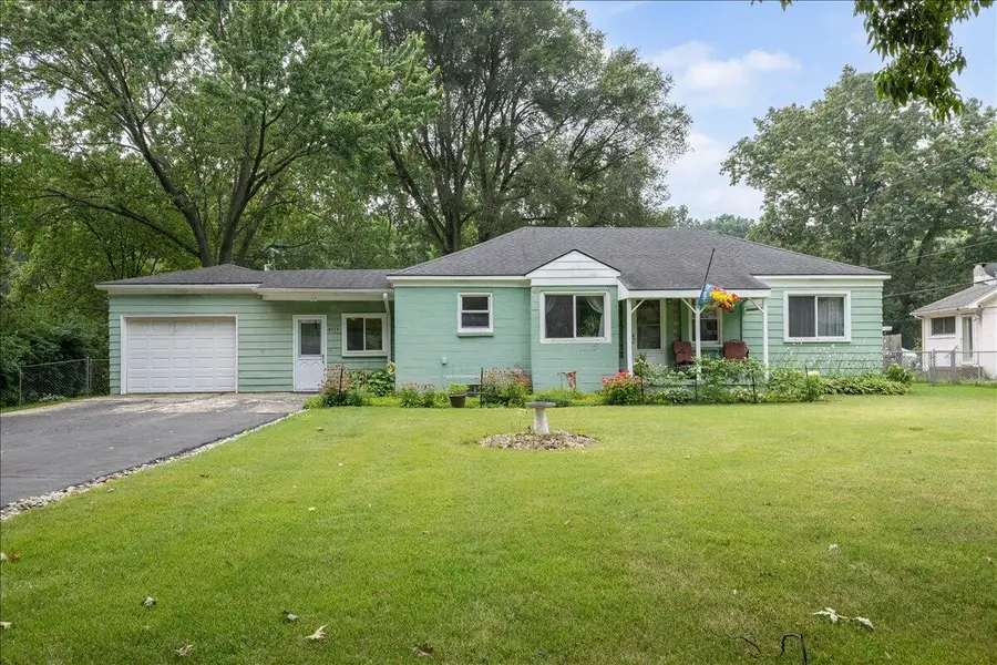 6175 Hatchery Road, Waterford, MI 48329 - #2