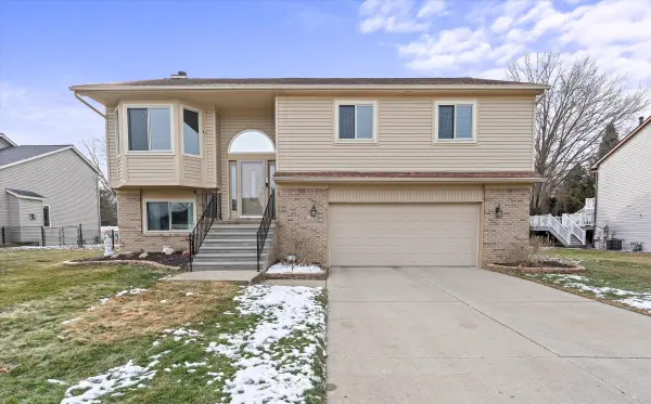 7166 Fay Drive, Belleville, MI 48111