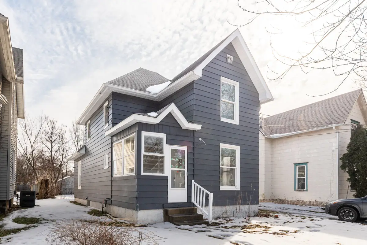 143 Bates Street, Jackson, MI 49202 - #1