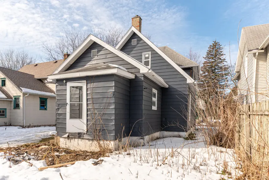 143 Bates Street, Jackson, MI 49202 - #3