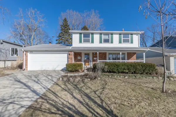 2714 Antietam Drive, AnnArbor, MI 48105