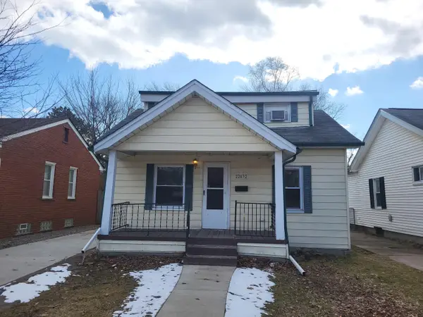 22032 Elizabeth Street, StClairShores, MI 48080