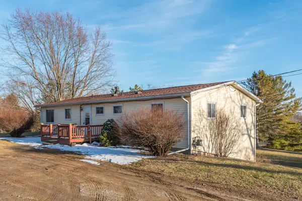 19820 Ivey Road, Chelsea, MI 48118