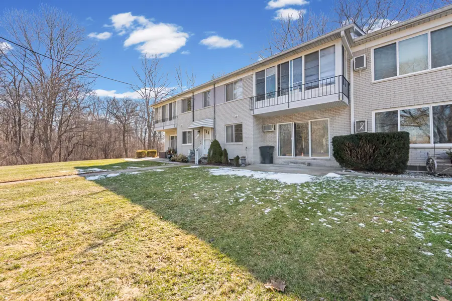 5955 Alan Drive Unit: 61, Brighton, MI 48116 - #2