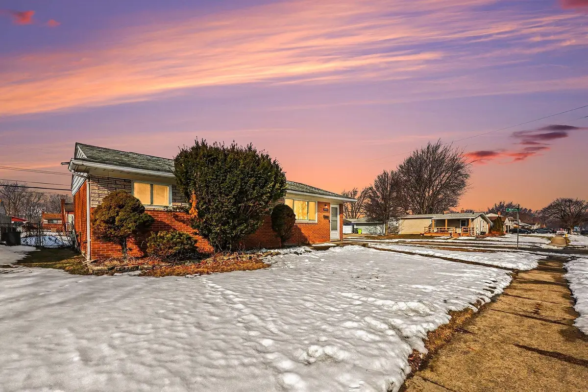 34353 Chope Place, Clinton Township, MI 48035 - #1