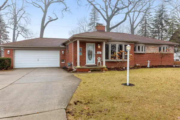 31043 Brown Street, GardenCity, MI 48135