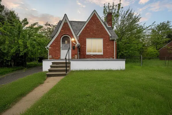 19250 Charest Street, Detroit, MI 48234