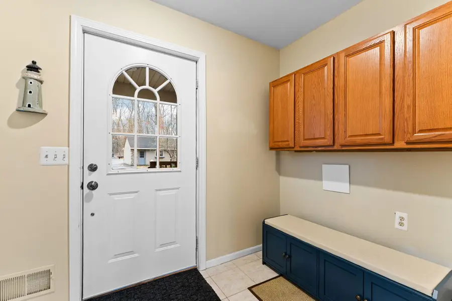 6511 Forest Beach Drive, Brighton, MI 48116 - #3