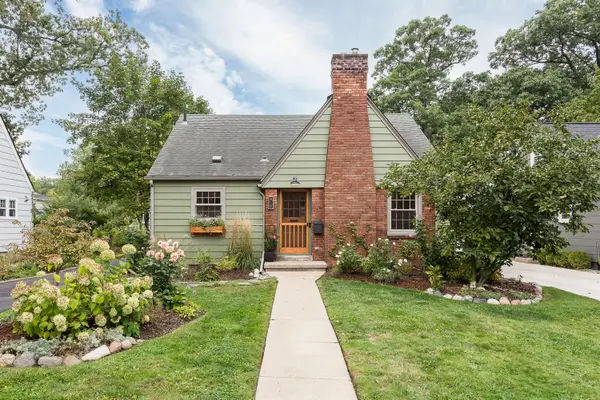 912 Hutchins Avenue, AnnArbor, MI 48103